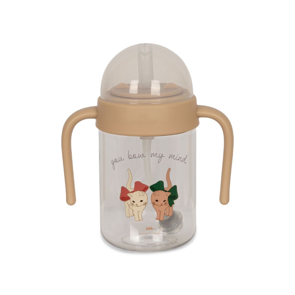 gourde avec poignée, tasse apprentissage bebe, konges slojd, moos family store, tasse avec poignée bebe, tasse avec poignée enfant, concept store lille, boutique bebe et enfant